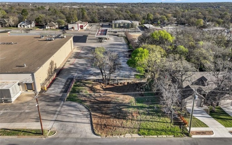 514 W Oak Street, Weatherford, TX 76086, ,Commercial Sale,For Sale,514 W Oak Street,0,21225118