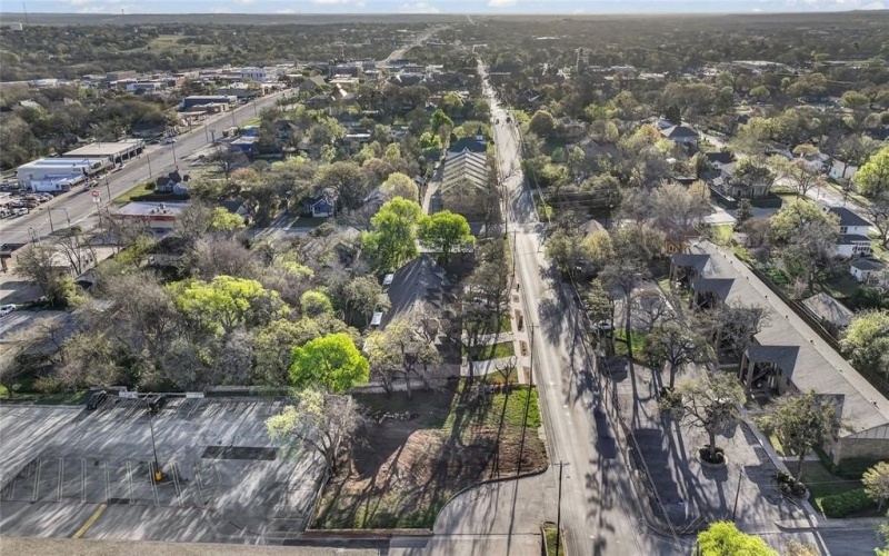 514 W Oak Street, Weatherford, TX 76086, ,Commercial Sale,For Sale,514 W Oak Street,0,21225118