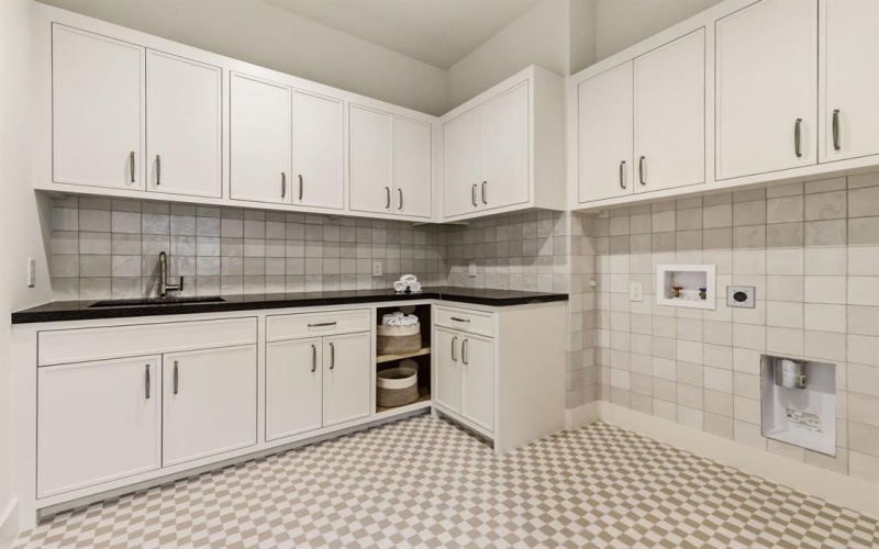 4031 Herschel Avenue, Dallas, TX 75219, 3 Habitaciones Habitaciones , ,3 BañosBaños,Residential,En Venta,4031 Herschel Avenue,0,21225330