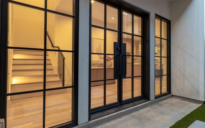 4031 Herschel Avenue, Dallas, TX 75219, 3 Habitaciones Habitaciones , ,3 BañosBaños,Residential,En Venta,4031 Herschel Avenue,0,21225330