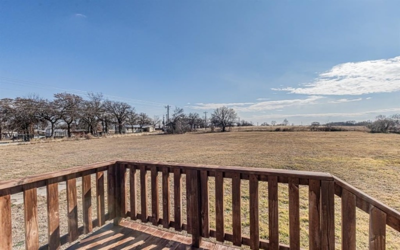 111 County Road 1303, Bridgeport, TX 76426, 4 Bedrooms Bedrooms, ,2 BathroomsBathrooms,Residential,For Sale,111 County Road 1303,0,21225642