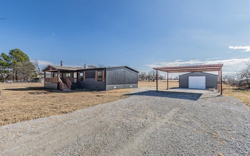 111 County Road 1303, Bridgeport, TX 76426, 4 Bedrooms Bedrooms, ,2 BathroomsBathrooms,Residential,For Sale,111 County Road 1303,0,21225642