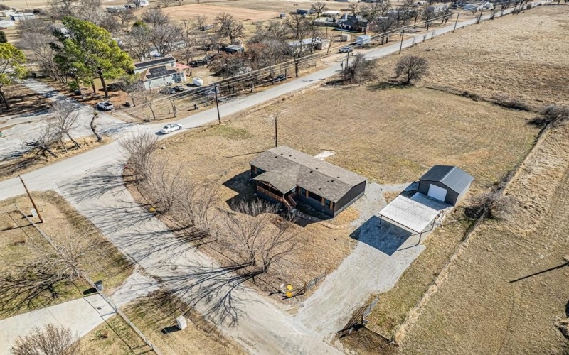 111 County Road 1303, Bridgeport, TX 76426, 4 Bedrooms Bedrooms, ,2 BathroomsBathrooms,Residential,For Sale,111 County Road 1303,0,21225642