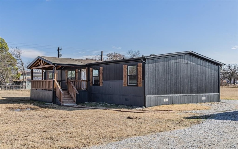 111 County Road 1303, Bridgeport, TX 76426, 4 Bedrooms Bedrooms, ,2 BathroomsBathrooms,Residential,For Sale,111 County Road 1303,0,21225642