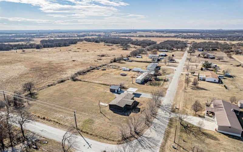 111 County Road 1303, Bridgeport, TX 76426, 4 Bedrooms Bedrooms, ,2 BathroomsBathrooms,Residential,For Sale,111 County Road 1303,0,21225642