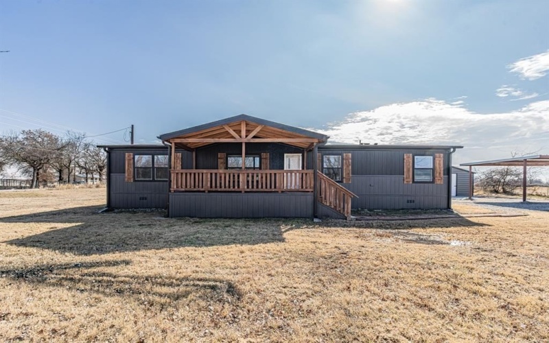 111 County Road 1303, Bridgeport, TX 76426, 4 Bedrooms Bedrooms, ,2 BathroomsBathrooms,Residential,For Sale,111 County Road 1303,0,21225642