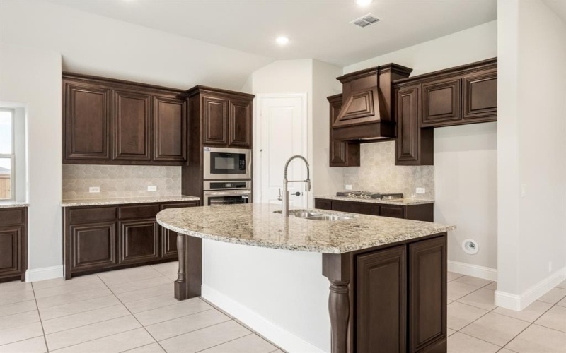 2605 Acton Drive, Mansfield, TX 76084, 4 Bedrooms Bedrooms, ,3 BathroomsBathrooms,Residential,For Sale,2605 Acton Drive,0,21225704