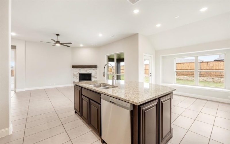 2605 Acton Drive, Mansfield, TX 76084, 4 Bedrooms Bedrooms, ,3 BathroomsBathrooms,Residential,For Sale,2605 Acton Drive,0,21225704