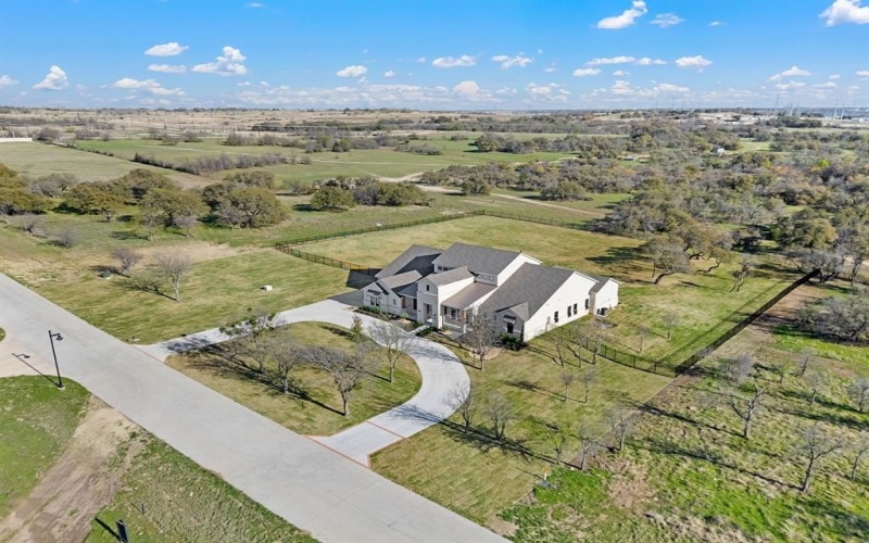 10516 Fleming Pointe Drive, Fort Worth, TX 76179, 5 Habitaciones Habitaciones , ,7 BañosBaños,Residential,En Venta,10516 Fleming Pointe Drive,0,21225832