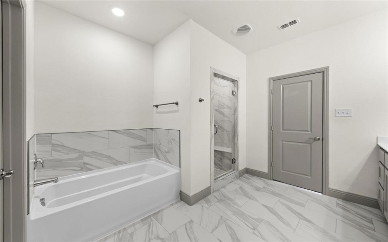 109 Community Drive, Lavon, TX 75166, 5 Habitaciones Habitaciones , ,3 BañosBaños,Residential,En Venta,109 Community Drive,0,21225972