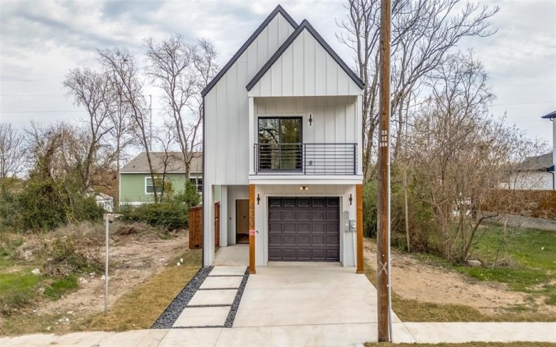 420 Sparks Street, Dallas, TX 75203, 3 Bedrooms Bedrooms, ,2 BathroomsBathrooms,Residential,For Sale,420 Sparks Street,0,21226071