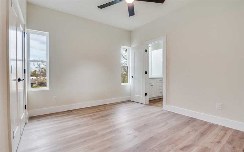 420 Sparks Street, Dallas, TX 75203, 3 Bedrooms Bedrooms, ,2 BathroomsBathrooms,Residential,For Sale,420 Sparks Street,0,21226071