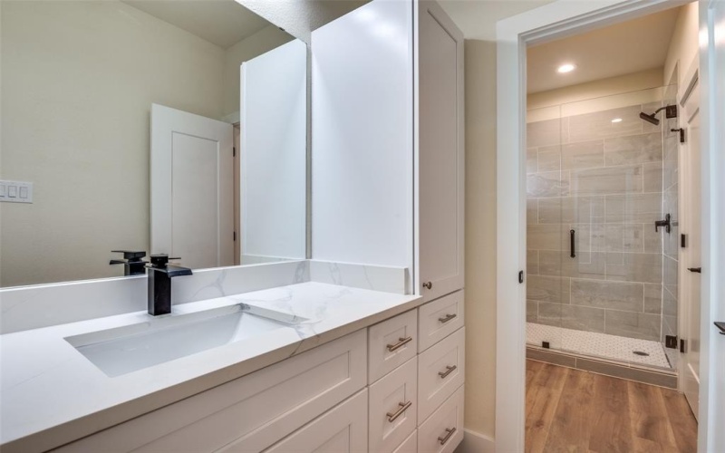 420 Sparks Street, Dallas, TX 75203, 3 Bedrooms Bedrooms, ,2 BathroomsBathrooms,Residential,For Sale,420 Sparks Street,0,21226071