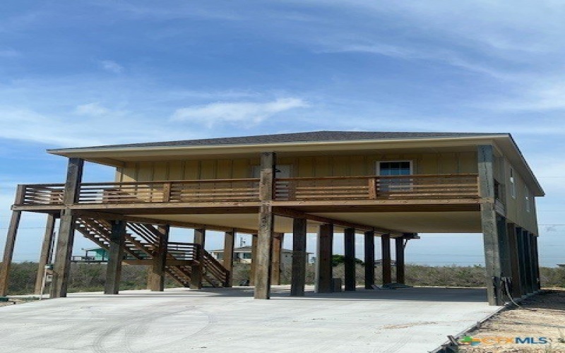 408 W Royal Oak Lane, Rockport, TX 78382, 3 Bedrooms Bedrooms, ,2 BathroomsBathrooms,Residential,For Sale,408 W Royal Oak Lane,0,609000