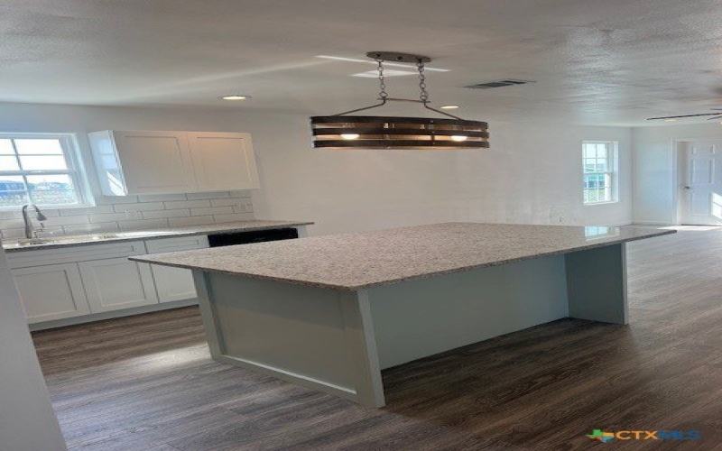 408 W Royal Oak Lane, Rockport, TX 78382, 3 Bedrooms Bedrooms, ,2 BathroomsBathrooms,Residential,For Sale,408 W Royal Oak Lane,0,609000