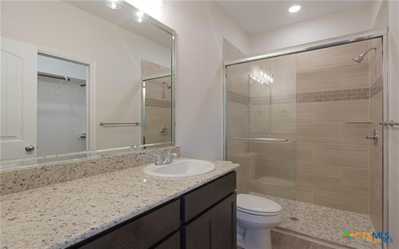 202 Adley Avenue unit: B, Copperas Cove, TX 76522, 3 Bedrooms Bedrooms, ,2 BathroomsBathrooms,Residential Multi Family,For Sale,202 Adley Avenue unit: B,0,609270