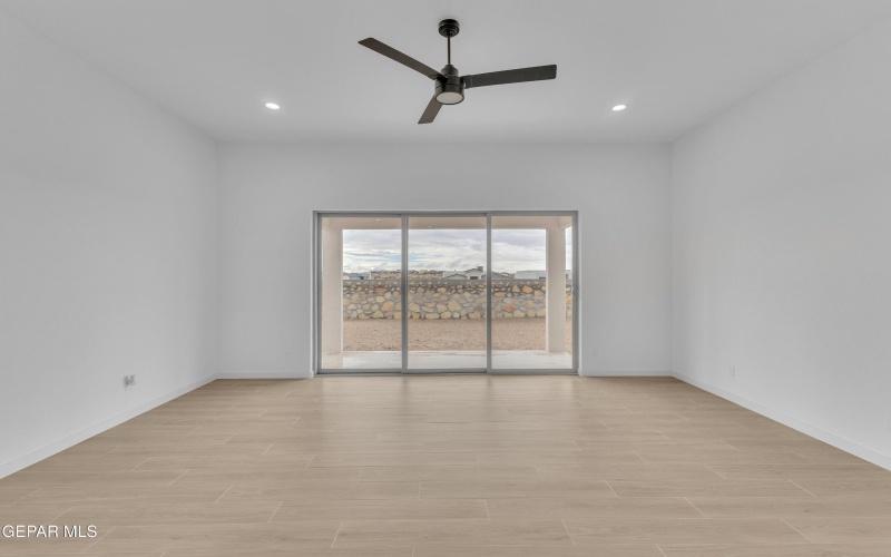 12805 Middlesbrough Avenue, El Paso, TX 79928, 4 Bedrooms Bedrooms, ,3 BathroomsBathrooms,Residential,For Sale,12805 Middlesbrough Avenue,0,941437