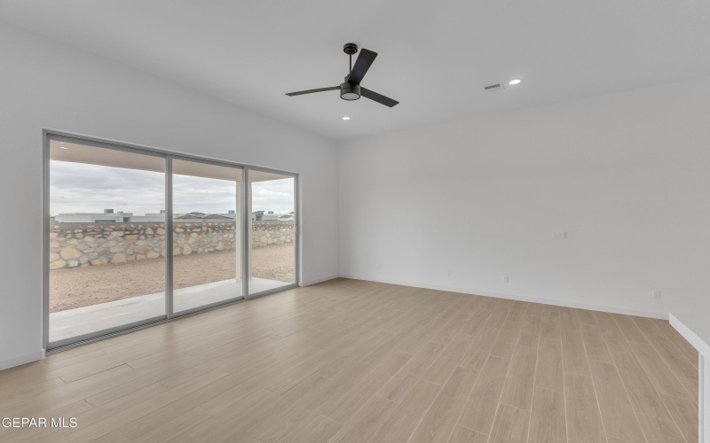 12805 Middlesbrough Avenue, El Paso, TX 79928, 4 Bedrooms Bedrooms, ,3 BathroomsBathrooms,Residential,For Sale,12805 Middlesbrough Avenue,0,941437