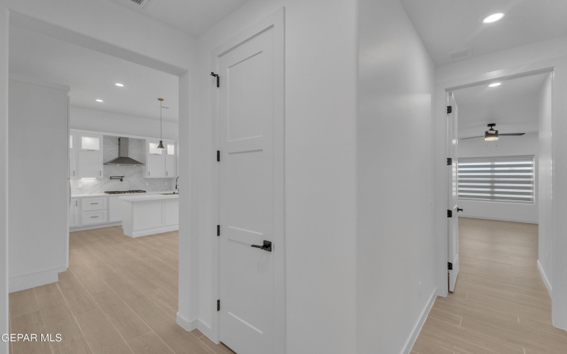 12805 Middlesbrough Avenue, El Paso, TX 79928, 4 Bedrooms Bedrooms, ,3 BathroomsBathrooms,Residential,For Sale,12805 Middlesbrough Avenue,0,941437