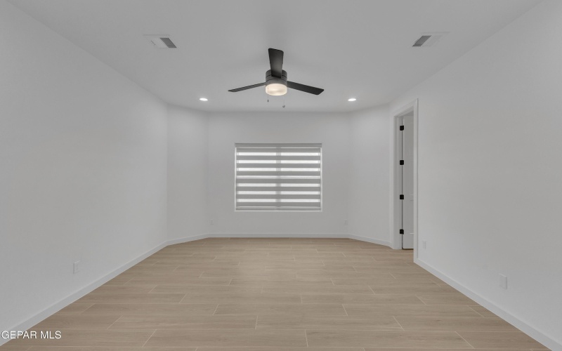 12805 Middlesbrough Avenue, El Paso, TX 79928, 4 Bedrooms Bedrooms, ,3 BathroomsBathrooms,Residential,For Sale,12805 Middlesbrough Avenue,0,941437