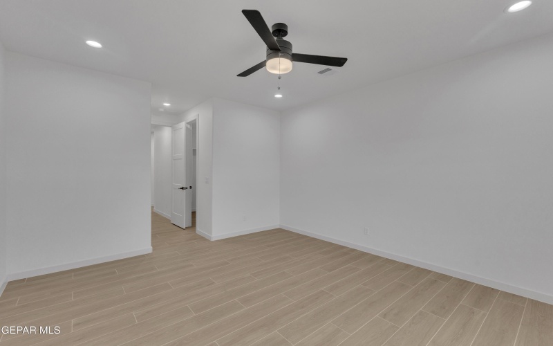 12805 Middlesbrough Avenue, El Paso, TX 79928, 4 Bedrooms Bedrooms, ,3 BathroomsBathrooms,Residential,For Sale,12805 Middlesbrough Avenue,0,941437