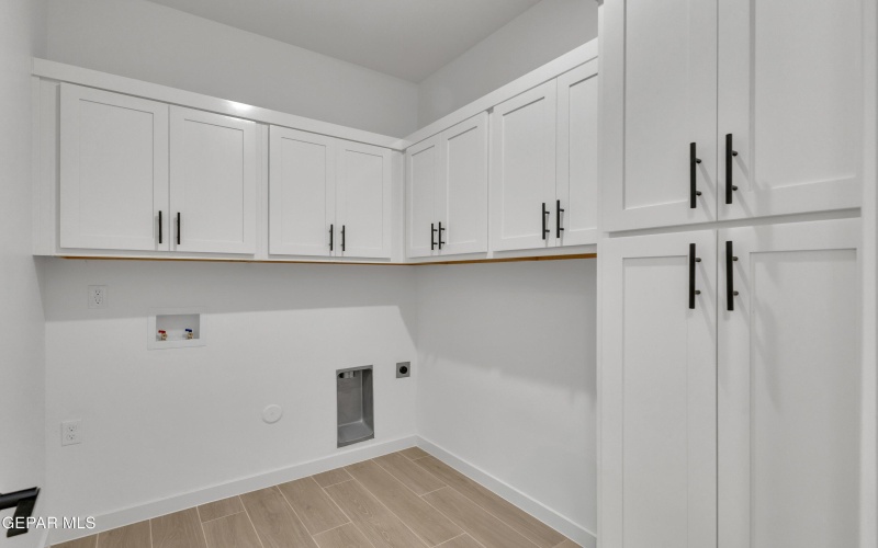 12805 Middlesbrough Avenue, El Paso, TX 79928, 4 Bedrooms Bedrooms, ,3 BathroomsBathrooms,Residential,For Sale,12805 Middlesbrough Avenue,0,941437