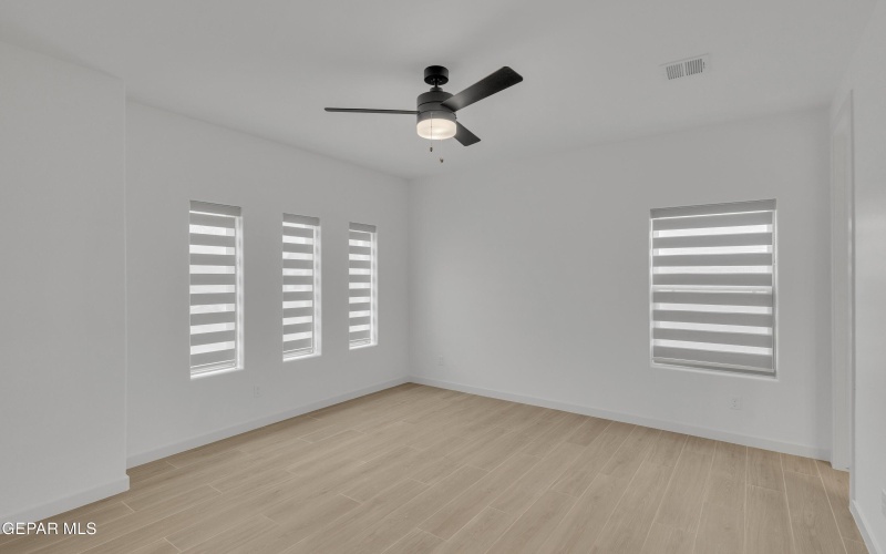 12805 Middlesbrough Avenue, El Paso, TX 79928, 4 Bedrooms Bedrooms, ,3 BathroomsBathrooms,Residential,For Sale,12805 Middlesbrough Avenue,0,941437