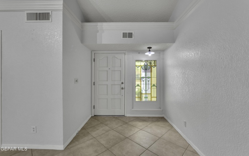 620 LAKEWAY Drive, El Paso, TX 79932, 2 Habitaciones Habitaciones , ,2 BañosBaños,Residential,En Venta,620 LAKEWAY Drive,0,941474