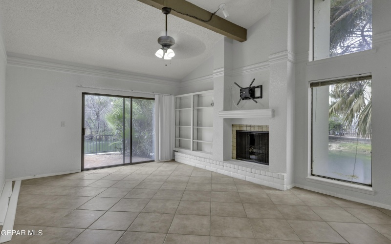 620 LAKEWAY Drive, El Paso, TX 79932, 2 Habitaciones Habitaciones , ,2 BañosBaños,Residential,En Venta,620 LAKEWAY Drive,0,941474