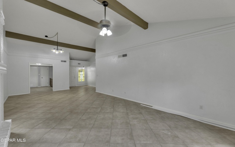 620 LAKEWAY Drive, El Paso, TX 79932, 2 Habitaciones Habitaciones , ,2 BañosBaños,Residential,En Venta,620 LAKEWAY Drive,0,941474