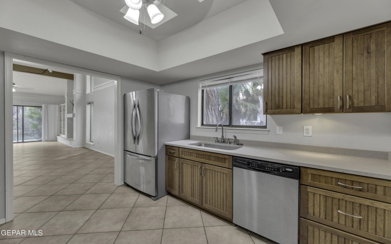 620 LAKEWAY Drive, El Paso, TX 79932, 2 Habitaciones Habitaciones , ,2 BañosBaños,Residential,En Venta,620 LAKEWAY Drive,0,941474