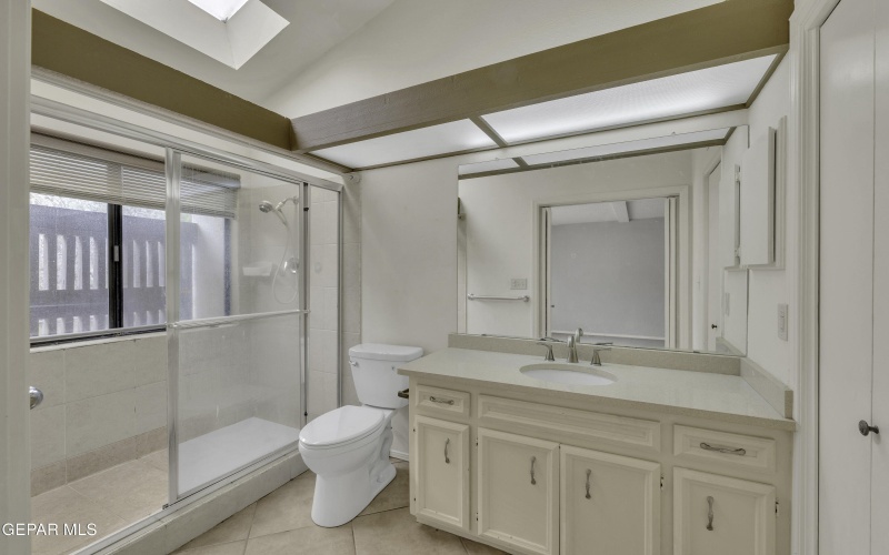 620 LAKEWAY Drive, El Paso, TX 79932, 2 Habitaciones Habitaciones , ,2 BañosBaños,Residential,En Venta,620 LAKEWAY Drive,0,941474