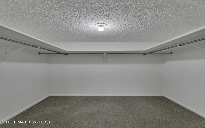 620 LAKEWAY Drive, El Paso, TX 79932, 2 Habitaciones Habitaciones , ,2 BañosBaños,Residential,En Venta,620 LAKEWAY Drive,0,941474