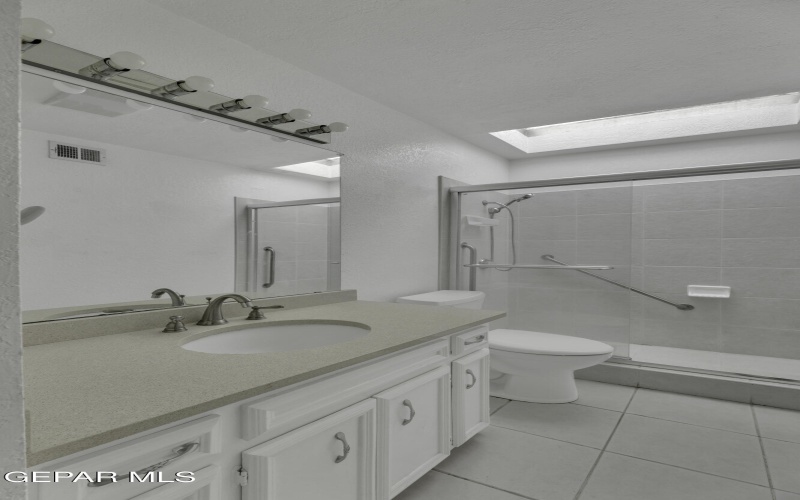 620 LAKEWAY Drive, El Paso, TX 79932, 2 Habitaciones Habitaciones , ,2 BañosBaños,Residential,En Venta,620 LAKEWAY Drive,0,941474