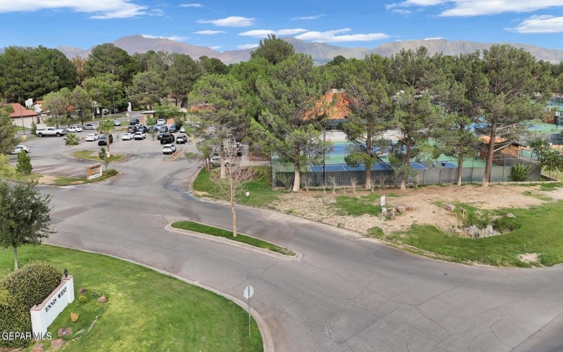 620 LAKEWAY Drive, El Paso, TX 79932, 2 Habitaciones Habitaciones , ,2 BañosBaños,Residential,En Venta,620 LAKEWAY Drive,0,941474