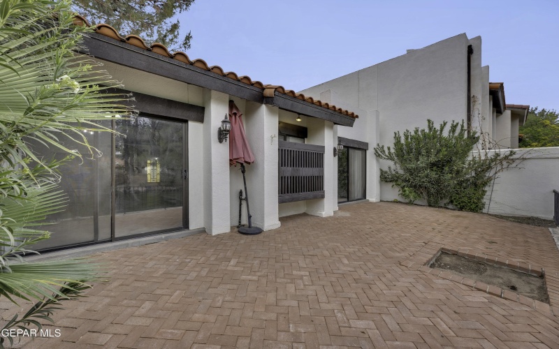 620 LAKEWAY Drive, El Paso, TX 79932, 2 Habitaciones Habitaciones , ,2 BañosBaños,Residential,En Venta,620 LAKEWAY Drive,0,941474