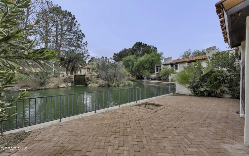 620 LAKEWAY Drive, El Paso, TX 79932, 2 Habitaciones Habitaciones , ,2 BañosBaños,Residential,En Venta,620 LAKEWAY Drive,0,941474