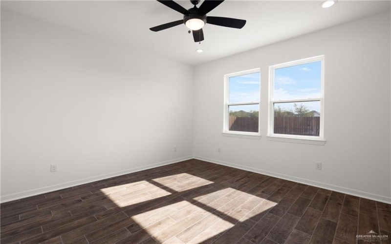 1024 W Star Flower Street, Edinburg, TX 78541, 3 Bedrooms Bedrooms, ,2 BathroomsBathrooms,Residential,For Sale,1024 W Star Flower Street,0,490762