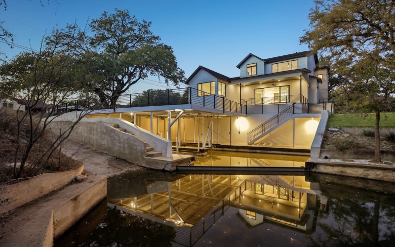 300 Deer Drive, Sunrise Beach, TX 78643, 5 Bedrooms Bedrooms, ,5 BathroomsBathrooms,Residential,For Sale,300 Deer Drive,0,176304