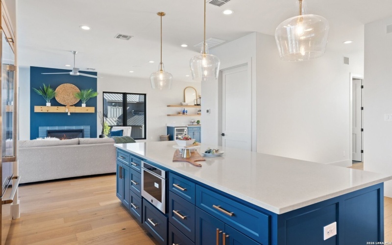 175 Pointview, TX 78654, 4 Bedrooms Bedrooms, ,5 BathroomsBathrooms,Residential,For Sale,175 Pointview,0,1953589