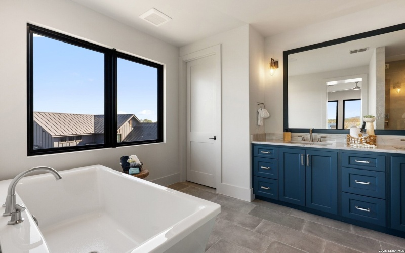 175 Pointview, TX 78654, 4 Bedrooms Bedrooms, ,5 BathroomsBathrooms,Residential,For Sale,175 Pointview,0,1953589