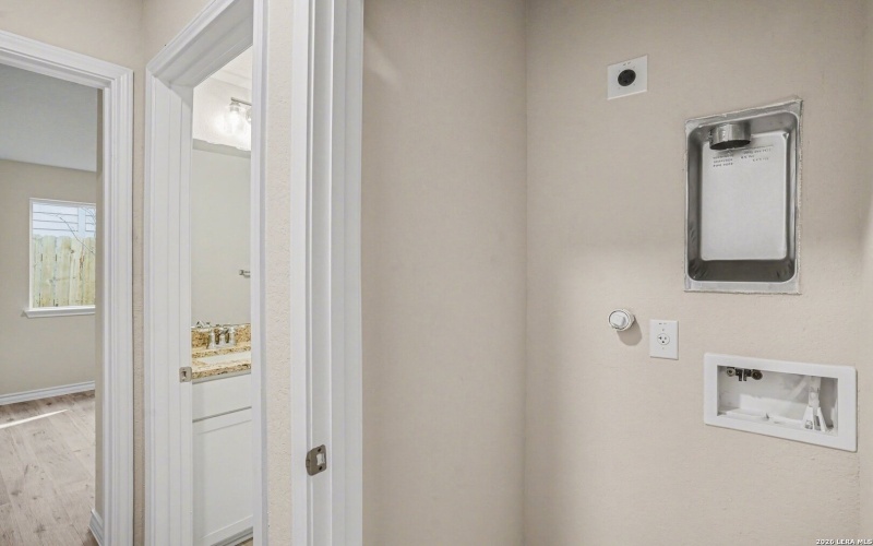 310 W Evergreen st #121, San Antonio, TX 78212, 3 Bedrooms Bedrooms, ,2 BathroomsBathrooms,Residential,For Sale,310 W Evergreen st #121,0,1954094