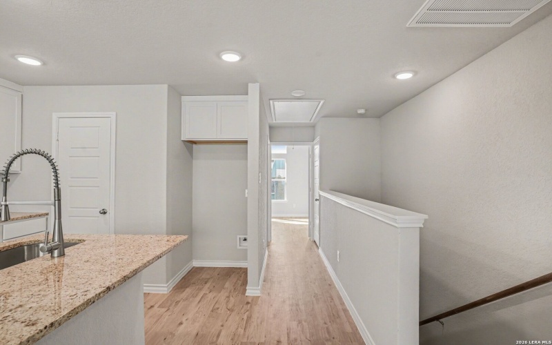 310 W Evergreen st #121, San Antonio, TX 78212, 3 Bedrooms Bedrooms, ,2 BathroomsBathrooms,Residential,For Sale,310 W Evergreen st #121,0,1954094