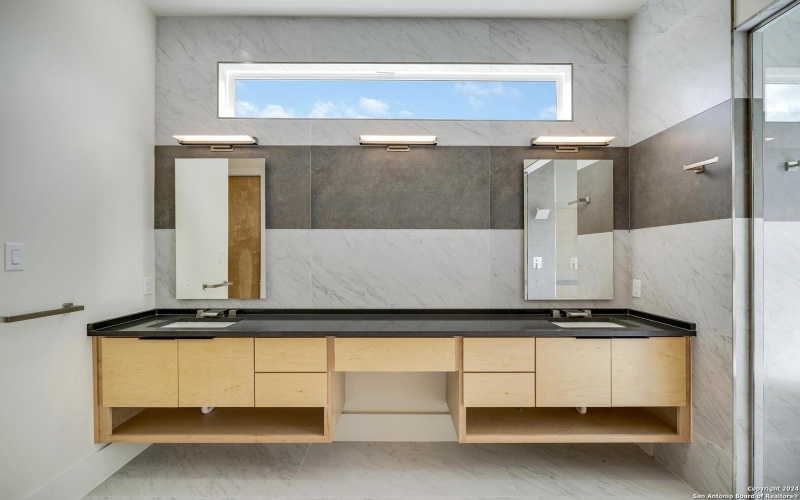 25907 Morhiss Pt, San Antonio, TX 78006, 4 Bedrooms Bedrooms, ,5 BathroomsBathrooms,Residential,For Sale,25907 Morhiss Pt,0,1954149