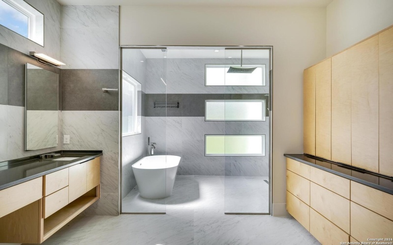 25907 Morhiss Pt, San Antonio, TX 78006, 4 Bedrooms Bedrooms, ,5 BathroomsBathrooms,Residential,For Sale,25907 Morhiss Pt,0,1954149