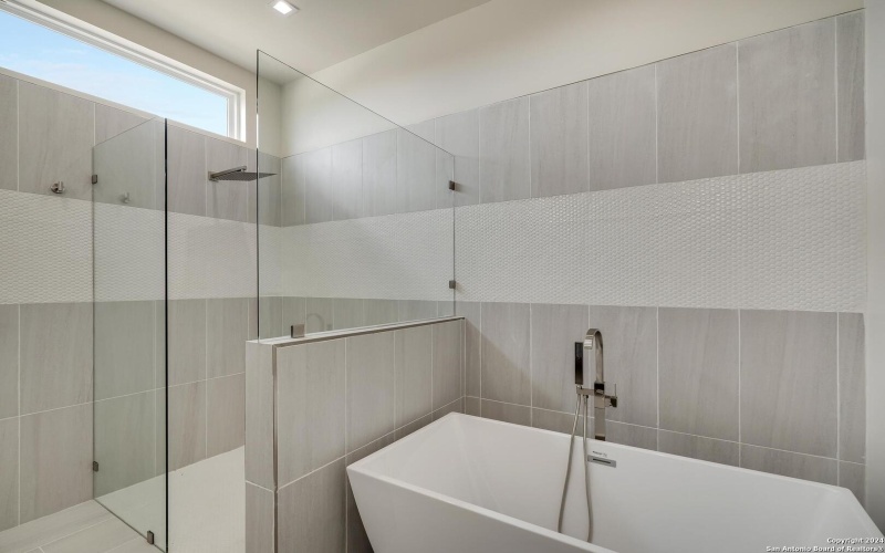 25907 Morhiss Pt, San Antonio, TX 78006, 4 Bedrooms Bedrooms, ,5 BathroomsBathrooms,Residential,For Sale,25907 Morhiss Pt,0,1954149