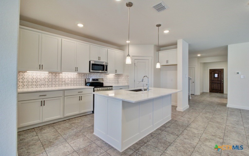 960 Tornado Ridge, New Braunfels, TX 78130, 5 Bedrooms Bedrooms, ,3 BathroomsBathrooms,Residential,For Sale,960 Tornado Ridge,0,609392