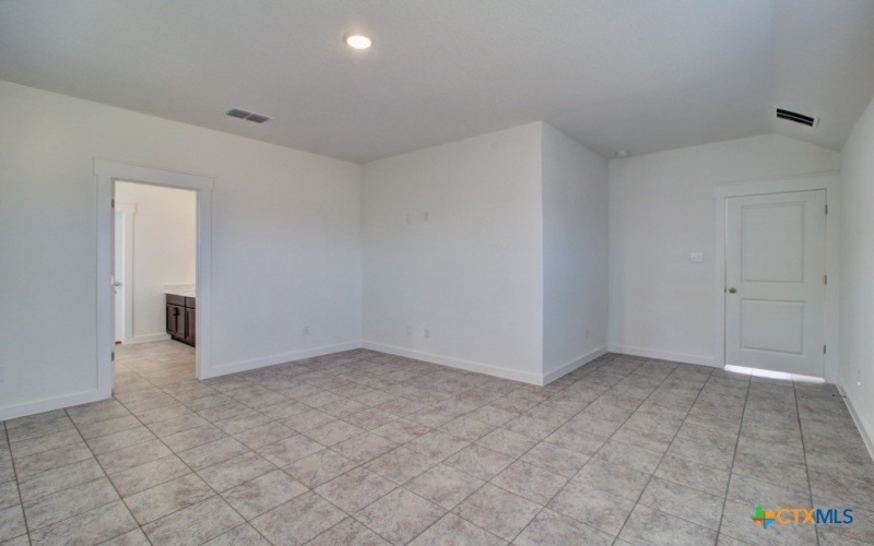 960 Tornado Ridge, New Braunfels, TX 78130, 5 Bedrooms Bedrooms, ,3 BathroomsBathrooms,Residential,For Sale,960 Tornado Ridge,0,609392