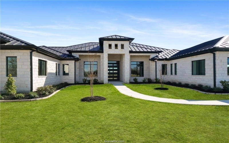 4558 Hicks Lane, College Station, TX 77845, 4 Bedrooms Bedrooms, ,5 BathroomsBathrooms,Residential,For Sale,4558 Hicks Lane,0,26003888