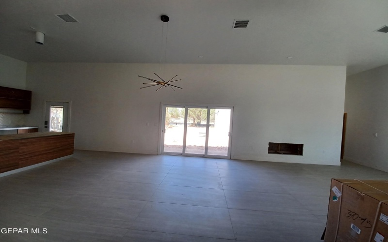115 BIRD Avenue, El Paso, TX 79922, 3 Habitaciones Habitaciones , ,3 BañosBaños,Residential,En Venta,115 BIRD Avenue,0,941077